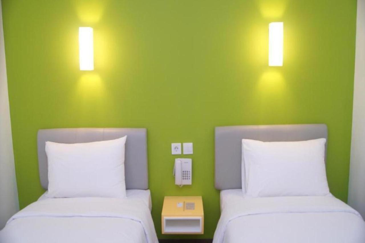 ג'קרטה Amaris Hotel Mangga Dua Square מראה חיצוני תמונה